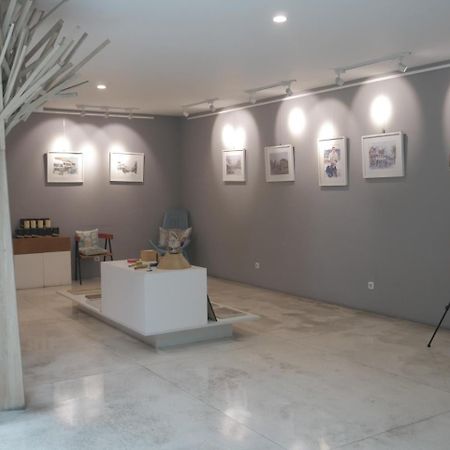 2510 Urbanliving Aparthotel Jakarta Exteriör bild
