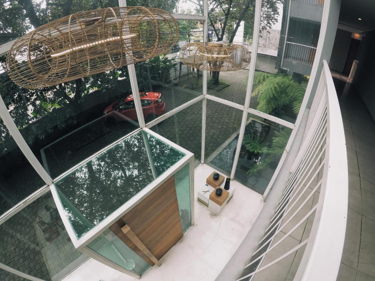 2510 Urbanliving Aparthotel Jakarta Exteriör bild